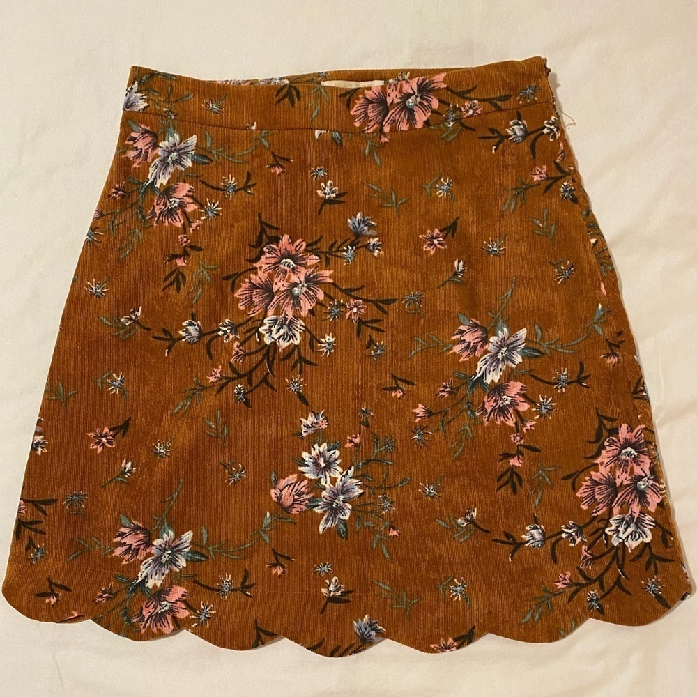 Chance Brown Scalloped Courduory Skirt with Floral Pattern - Size Small